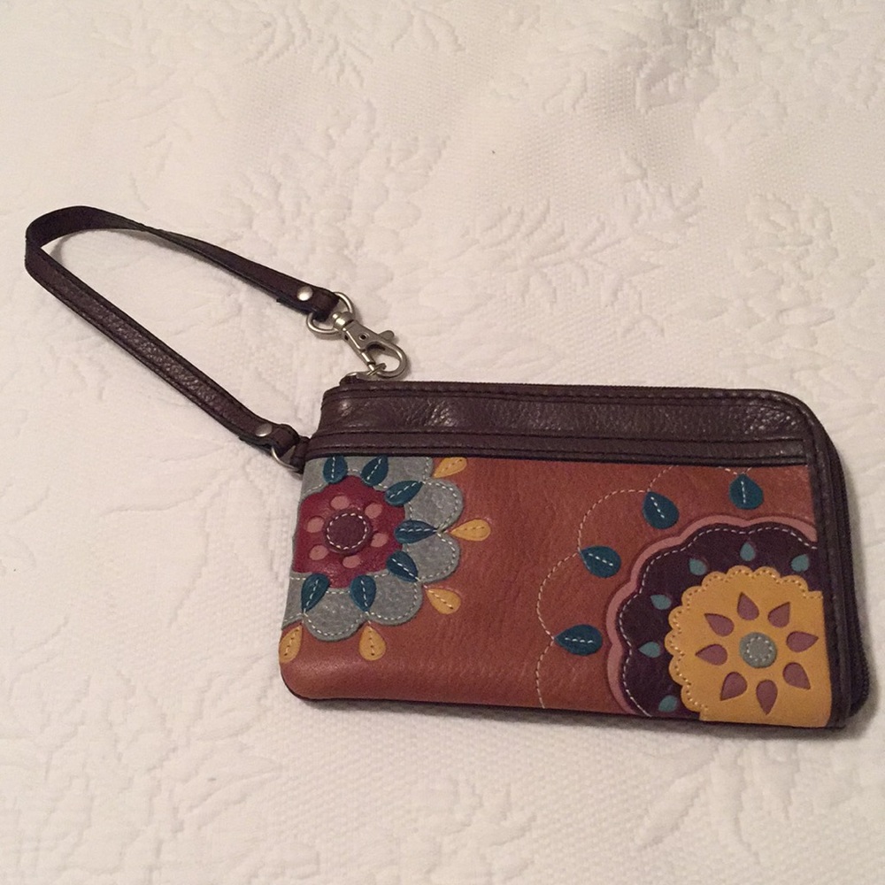 Fossil Wristlet